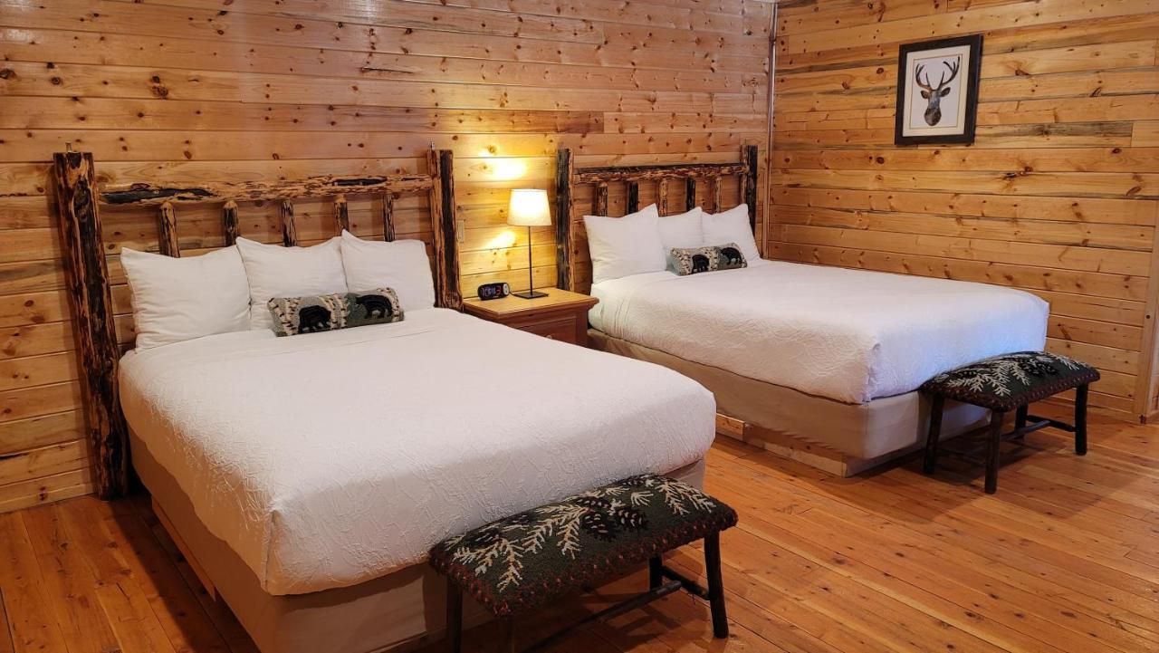 Riverfront Motel & Cabins Thompson Falls Екстериор снимка