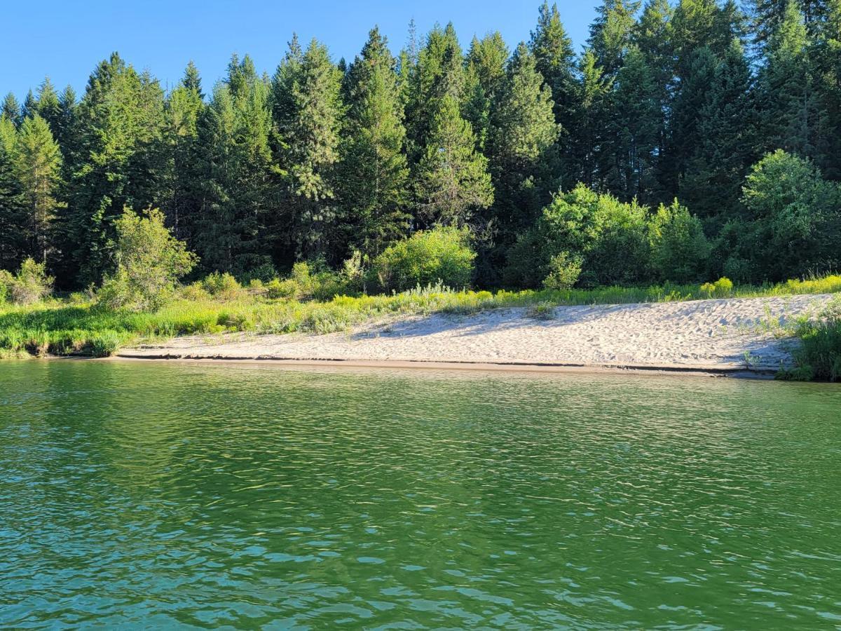 Riverfront Motel & Cabins Thompson Falls Екстериор снимка